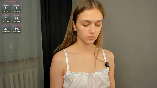 JuliannaLeiding online show from February 7, 7:06 pm