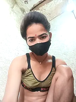 Sunali Bendre online show from February 28, 2:56 am