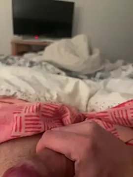 Snapshot of bebou_5555 chatting on February 4, 9:20 pm bebou 5555 online show from February 4, 9:20 pm