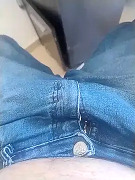 Snapshot of homem-amador chatting on March 16, 2:43 pm homem-amador online show from March 16, 2:43 pm