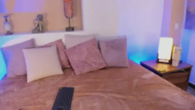 Snapshot of xiomara_cortes chatting on February 10, 7:51 pm xiomara cortes online show from February 10, 7:51 pm