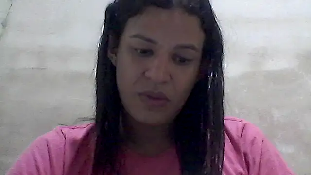 Snapshot of lorraine2036 chatting on February 10, 11:31 pm lorraine2036 online show from February 10, 11:31 pm