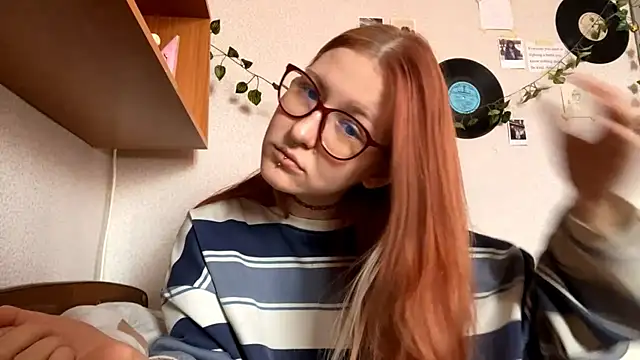 LaureenVielma online show from February 16, 7:37 am