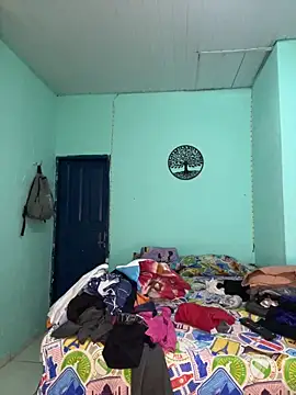 Snapshot of Loaisn chatting on February 11, 3:44 am Loaisn online show from February 11, 3:44 am