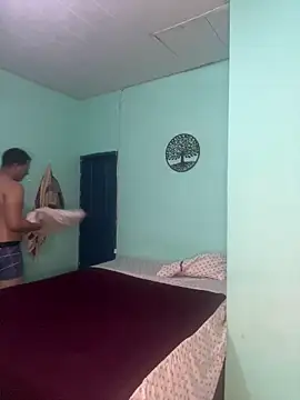 Snapshot of Loaisn chatting on February 19, 11:34 pm Loaisn online show from February 19, 11:34 pm