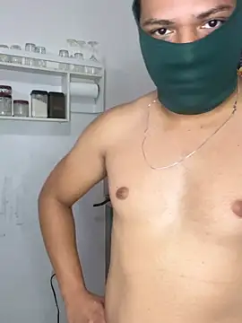 Snapshot of Loaisn chatting on February 25, 11:47 pm Loaisn online show from February 25, 11:47 pm