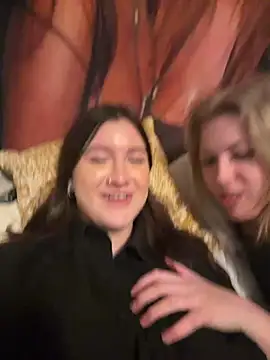 Snapshot of shyhabibi chatting on February 6, 9:18 pm shyhabibi online show from February 6, 9:18 pm