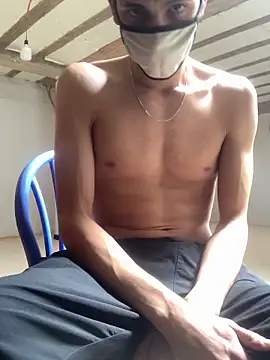 Snapshot of Spoo69 chatting on March 29, 1:11 pm Spoo69 online show from March 29, 1:11 pm