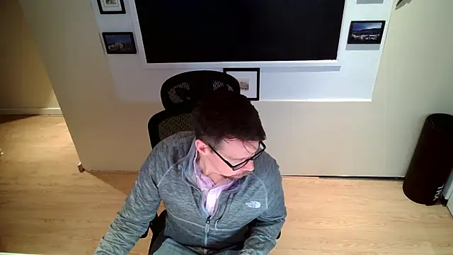 Scotsmanx online show from February 17, 8:04 pm