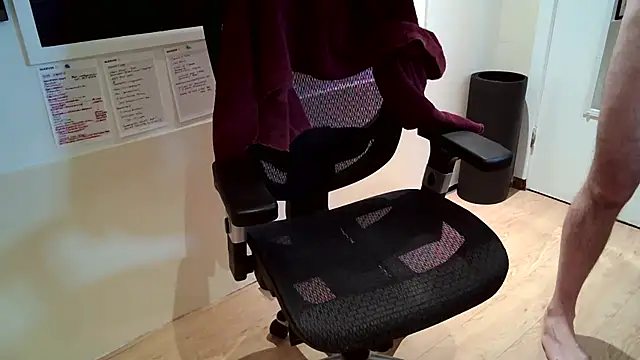 Scotsmanx online show from March 22, 4:21 pm