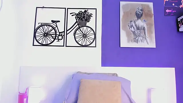 Snapshot of Summer1- chatting on February 17, 3:03 am Summer1- online show from February 17, 3:03 am