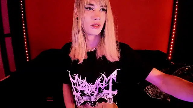 PervertedMissCloe online show from February 26, 4:33 am