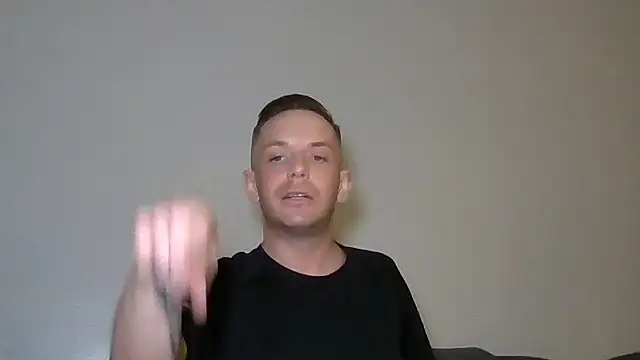 Snapshot of verscub6969 chatting on February 14, 7:10 pm verscub6969 online show from February 14, 7:10 pm