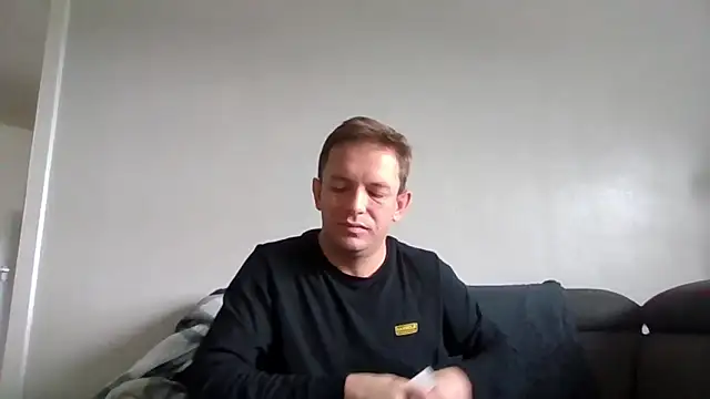 verscub6969 online show from April 12, 7:24 am