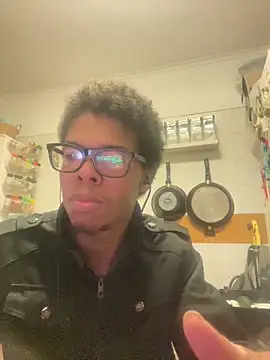 Snapshot of ELPikaPreta chatting on February 15, 12:29 am ELPikaPreta online show from February 15, 12:29 am