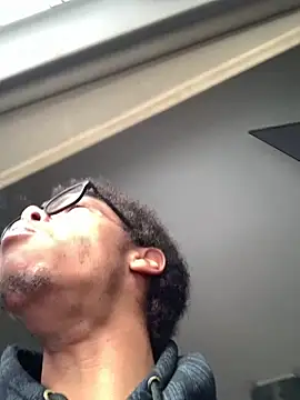 Snapshot of ELPikaPreta chatting on March 4, 8:09 am ELPikaPreta online show from March 4, 8:09 am