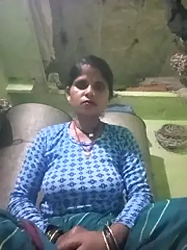 Pari rathore online show from February 13, 4:14 pm