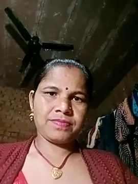 Snapshot of Pooja_sahu chatting on February 3, 5:49 am Pooja sahu online show from February 3, 5:49 am