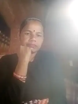 Snapshot of Pooja_sahu chatting on February 9, 9:02 am Pooja sahu online show from February 9, 9:02 am