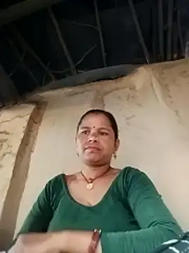 Snapshot of Pooja_sahu chatting on March 17, 2:05 am Pooja sahu online show from March 17, 2:05 am
