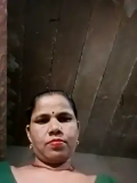 Snapshot of Pooja_sahu chatting on April 10, 3:50 pm Pooja sahu online show from April 10, 3:50 pm