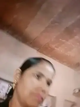 Snapshot of Pooja_sahu chatting on April 11, 6:07 am Pooja sahu online show from April 11, 6:07 am