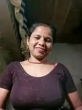 Snapshot of Pooja_sahu chatting on April 14, 9:54 pm Pooja sahu online show from April 14, 9:54 pm