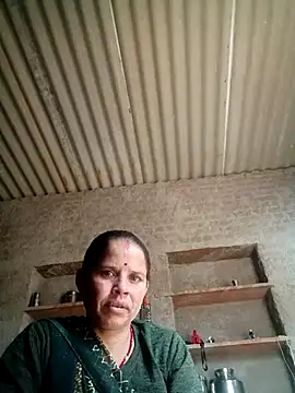 Snapshot of Lucky_couple-1 chatting on February 2, 8:46 am Lucky couple-1 online show from February 2, 8:46 am