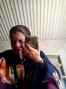 Snapshot of Lucky_couple-1 chatting on February 5, 8:19 am Lucky couple-1 online show from February 5, 8:19 am