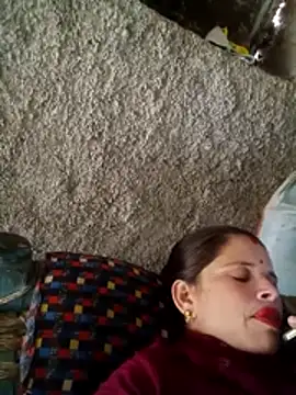 Snapshot of Lucky_couple-1 chatting on February 12, 6:19 am Lucky couple-1 online show from February 12, 6:19 am