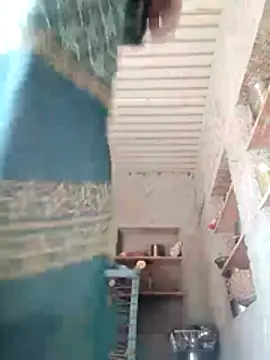 Snapshot of Lucky_couple-1 chatting on February 17, 4:31 am Lucky couple-1 online show from February 17, 4:31 am