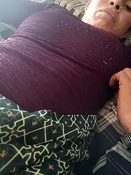 Snapshot of Lucky_couple-1 chatting on March 14, 7:58 am Lucky couple-1 online show from March 14, 7:58 am