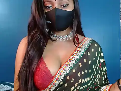 Hotginni4 online show from February 13, 4:14 pm