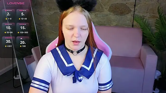 Snapshot of Candy_Lir chatting on February 1, 8:24 am Candy Lir online show from February 1, 8:24 am