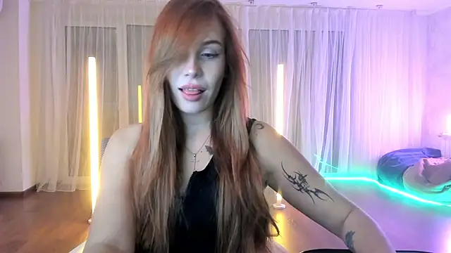 Snapshot of kelly_love_222 chatting on June 9, 7:47 pm kelly love 222 online show from June 9, 7:47 pm