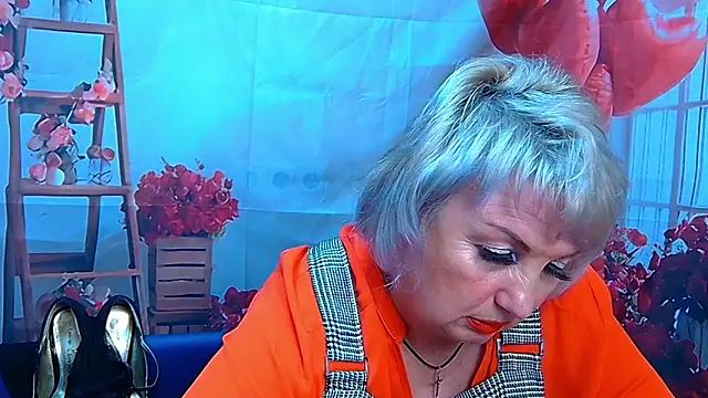 RenataDaster online show from April 15, 5:09 pm