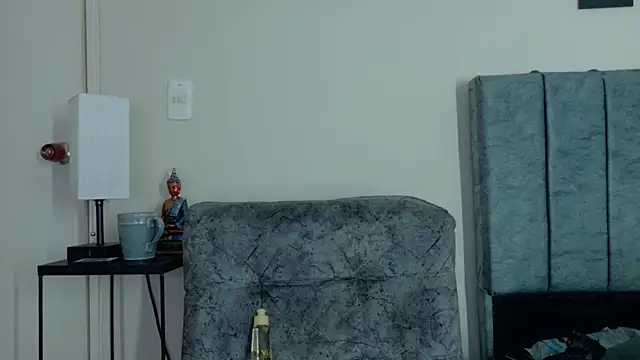 Snapshot of NatalyGuzman26 chatting on March 20, 12:26 am NatalyGuzman26 online show from March 20, 12:26 am