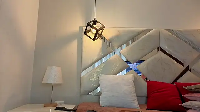 karlaa megan online show from April 14, 6:58 pm