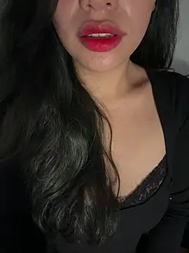 QuynhAnh 2k1 online show from February 19, 9:44 pm