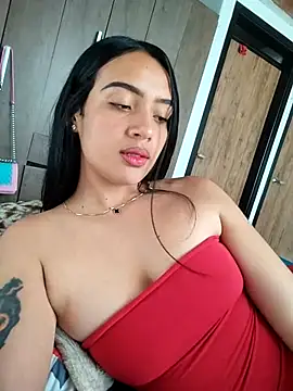 cynliu online show from May 4, 9:11 pm