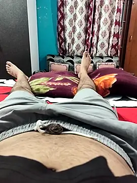 Snapshot of Universal221 chatting on April 11, 6:12 pm Universal221 online show from April 11, 6:12 pm