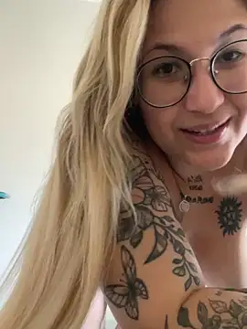 esposatattoo online show from March 22, 6:11 pm