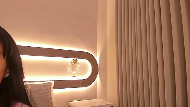 Violeta sum online show from March 20, 12:10 pm