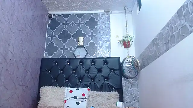 sexyboys cutexx18 online show from April 20, 7:44 am