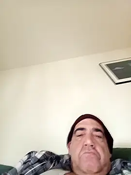 Snapshot of baipal74 chatting on February 3, 9:47 am baipal74 online show from February 3, 9:47 am