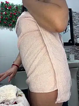 Snapshot of candy69- chatting on February 24, 1:53 pm candy69- online show from February 24, 1:53 pm