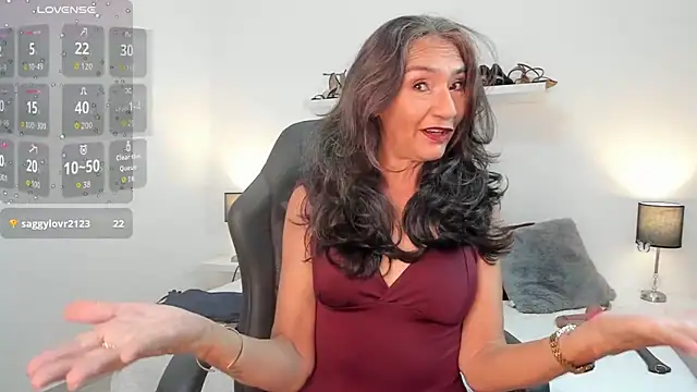 Emma Mendozaa online show from March 27, 11:43 am