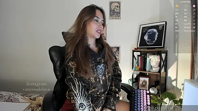 Vanessarte  online show from July 16, 1:55 am