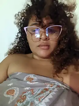 Snapshot of AdinaSkaly chatting on January 31, 7:11 pm AdinaSkaly online show from January 31, 7:11 pm