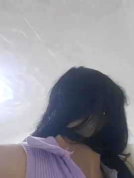 Snapshot of Maitebigboobs chatting on February 4, 11:09 pm Maitebigboobs online show from February 4, 11:09 pm